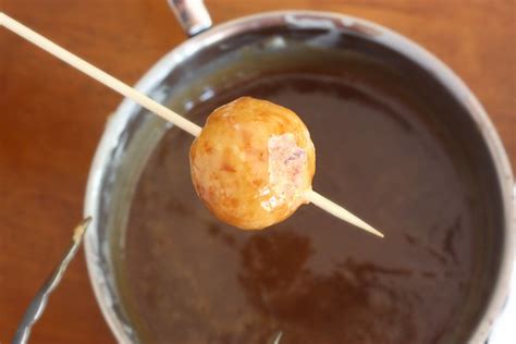 Art of Dessert: Karioka (Deep-fried Coconut Rice Balls with Brown Sugar Glaze)