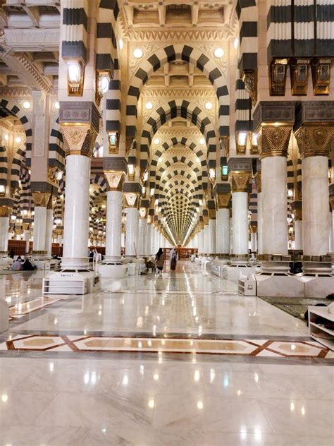 The Interior Architecture of Al-Masjid an-Nabawi (Prophet S Mosque) Editorial Photography ...