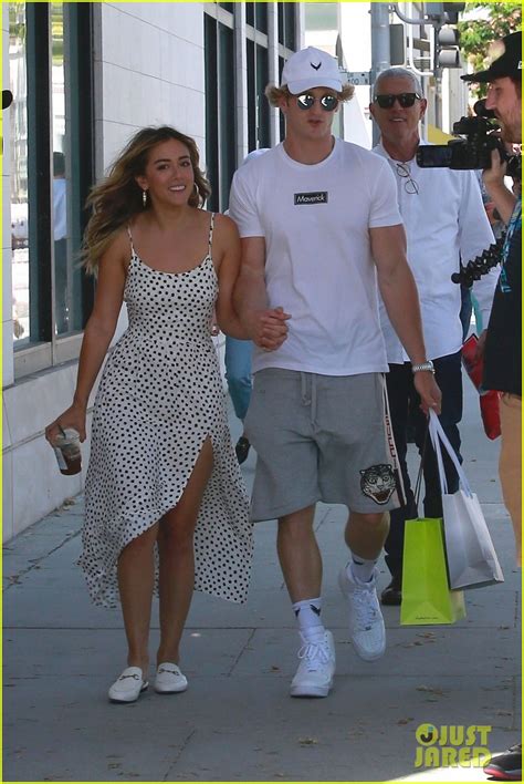 Photo: chloe bennet logan paul hold hands 23 | Photo 4113659 | Just Jared