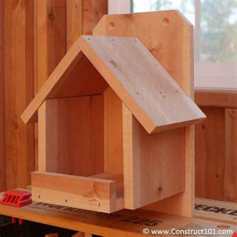 DIY Cardinal Bird House - Construct101