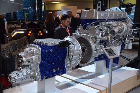 Volvo Trucks introduces 2017 engines - Rock to RoadRock to Road