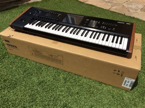 Original KORG KRONOS2 61 keys Synthesizer Keyboard by Big BazaarHub ...