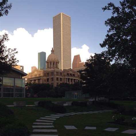 The old Harris County Courthouse was looking pretty this morning. : houston