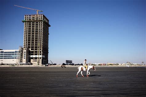 Clifton Beach, the seaside of Karachi - Pakistan - simply human - Francois Struzik documentary ...