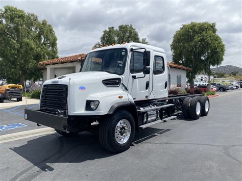 2014 Freightliner 114SD Crew Cab - Cab and Chassis Stock# 14V2581 - Commerce Truck & Equipment Sales