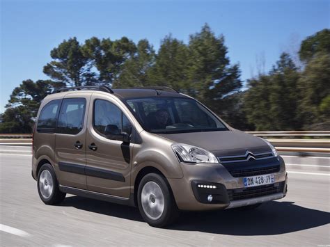 Fotos de Citroen Berlingo Multispace XTR 2015