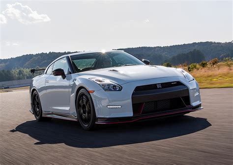 Nissan Gt R R35 Nismo | Images and Photos finder