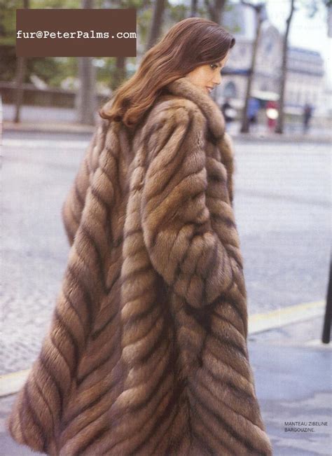 Fur pelts and coats of Mink Sable, Fox Chinchilla, Coyote, beaver ...