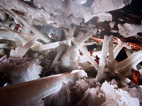 Cave of Crystals "Giant Crystal Cave" at Naica - Mexico - Geology In | Crystal cave, Giant ...