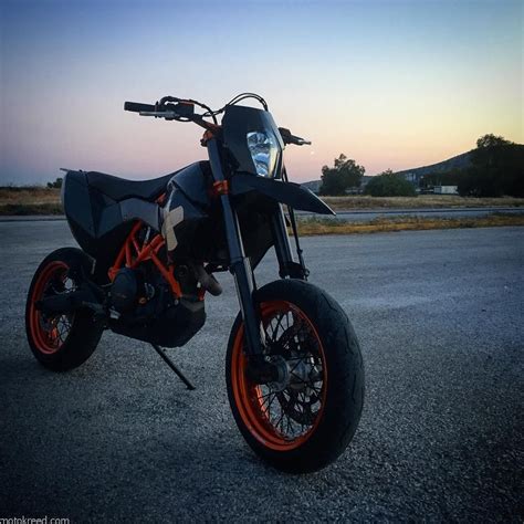 KTM 690 Supermoto taken by @rise_54