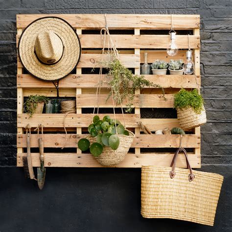 Decorating Ideas Wooden Pallets | Shelly Lighting