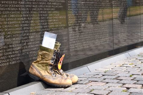 Vietnam Veterans Memorial Wall Traveling Exhibit | April 26 | EKUCenter.com