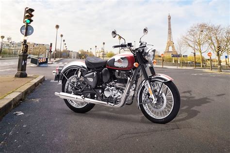 Royal Enfield Classic 350 Chrome Series With Dual-Channel Price, Images, Mileage, Specs & Features