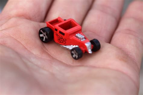 World's Smallest Hot Wheels Product Images - Super Impulse