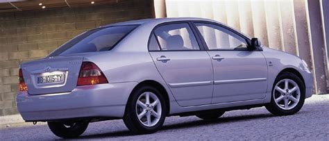 Toyota Corolla 1.4 16v VVT-i (2002 - 2004) - AutoManiac