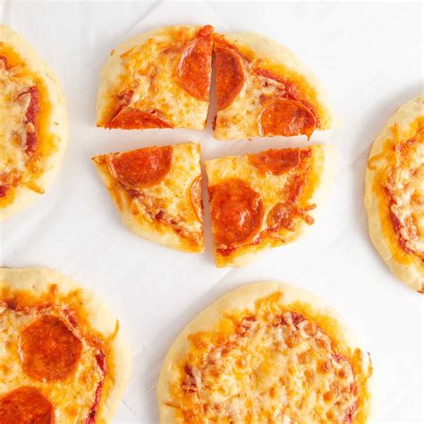 Easy Mini Pizza Recipe for Kids