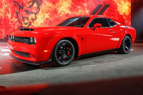 2018 Dodge Challenger SRT Demon First Look: 840 hp, 770 lb-ft bat out of hell