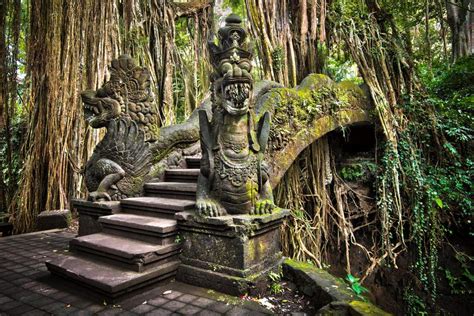 Sacred Monkey Forest in Ubud, Bali, Indonesia. | Insight Guides Blog