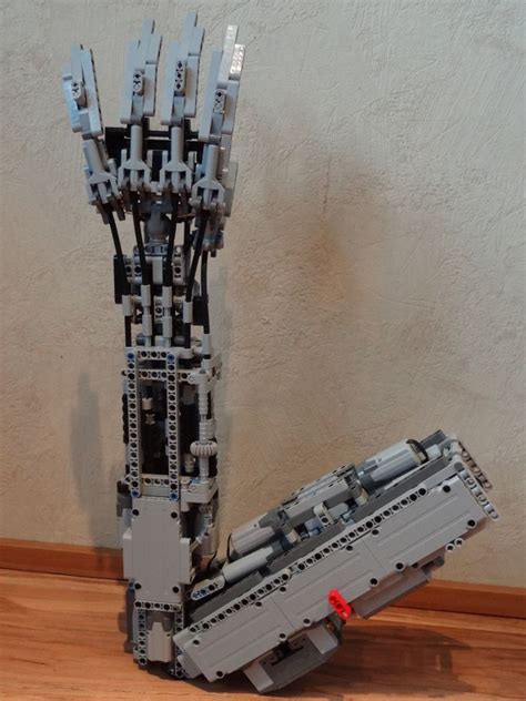 Lego Technic Artificial Arm - Make: | Lego technic, Lego mindstorms, Lego