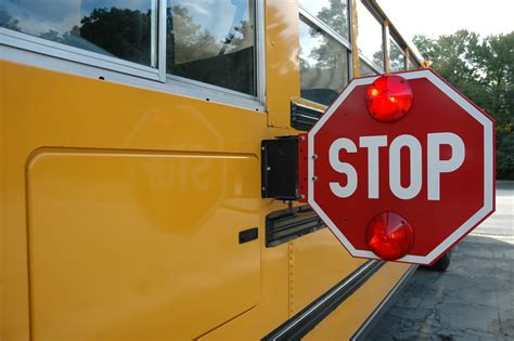 wkyc.com | School bus laws: When to stop