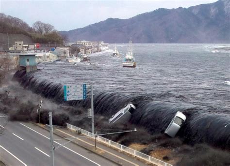 Natural disasters of 2011: From the earthquake & tsunami in Japan to the largest recorded ...