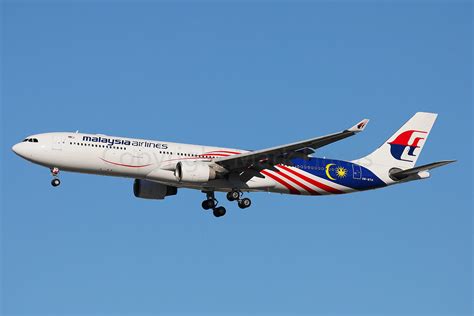 Malaysian Airlines Airbus A330-323 9M-MTH | Mark Harris | Flickr