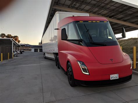 We present to you the 'Red Tesla Semi Truck' [HD Photos]