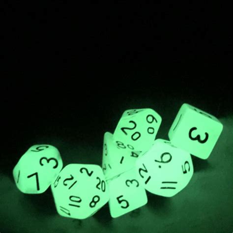 7Pcs Glowing Polyhedral Dice Set Luminous Glow in Dark For DND Table Game Play | eBay