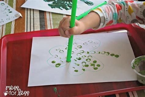 St. Patrick's Day Activity with Straws - Mess for Less