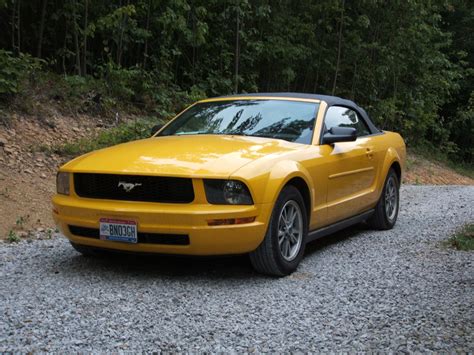 2005 Ford mustang v6 convertible for sale