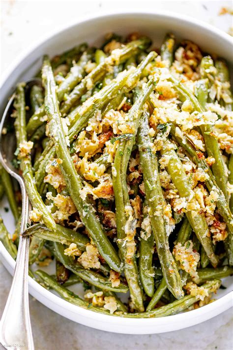 Garlic Parmesan Roasted Green Beans Recipe – How to Roast Green Beans — Eatwell101