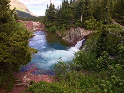 9 Montana Hiking Trails So Beautiful You'll Forget You're Exercising