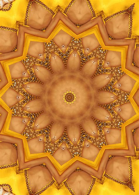 Free Photoshop Tip: Create a Kaleidoscope Art in Coffee Break