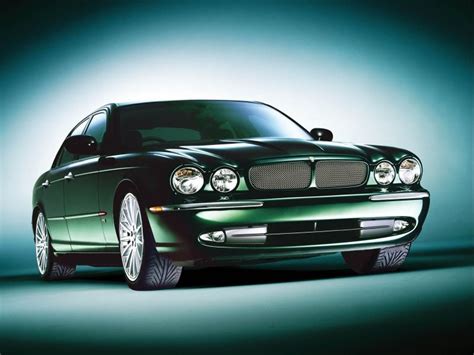 JAGUAR XJ - Review and photos