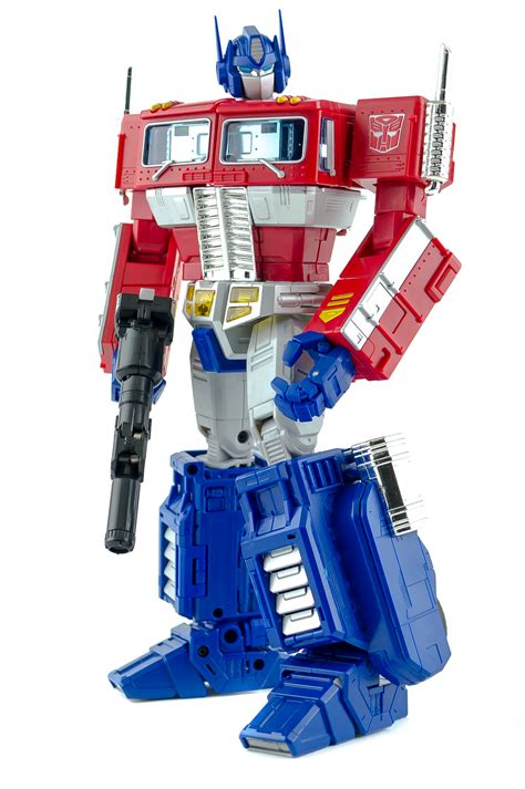 TFW Hasbro Masterpiece Optimus Prime Gallery - Transformers News - TFW2005