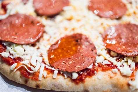 What Is Plant-Based Pepperoni? A Guide to This Meat-Free Alternative - Pizzaware