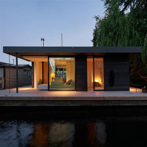 Ten floating architecture projects that sit directly on water ...