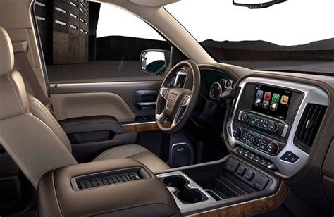 Car Buying Guide - The 3 Best Pickup Truck Interiors | Web2Carz