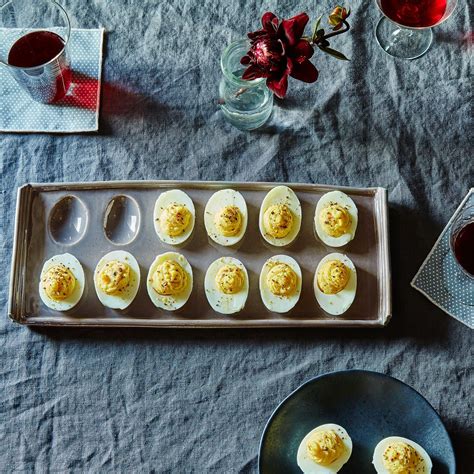 Deviled Egg Platter | Deviled egg platter, Deviled eggs, Food 52