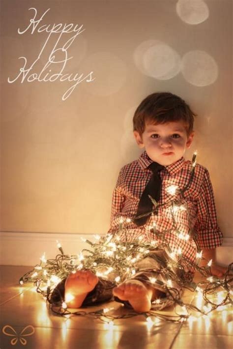 20 Fun and Creative Christmas Card Photo Ideas - Hative