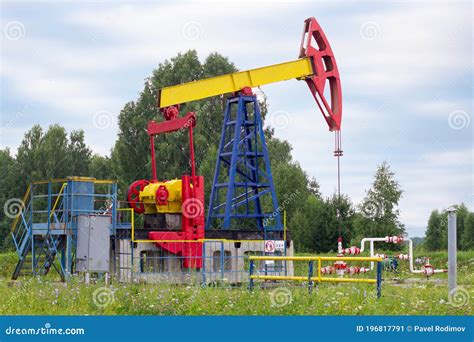 Single oil pumpjack stock image. Image of extract, industrial - 196817791