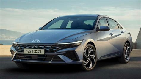 Hyundai Elantra: facelift, update, specs