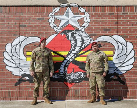 DVIDS - Images - 82nd Airborne Division Paratroopers create mural to ...