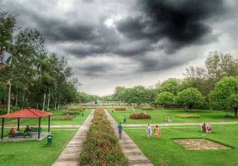 The 13 Most Beautiful Gardens In Chandigarh