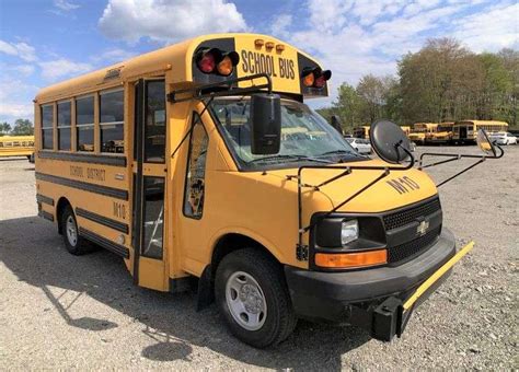 2009 CHEVROLET EXPRESS 3500 THOMAS SMALL SCHOOL BUS #M10 - Mathies & Sons, Inc. t/a 422 Sales