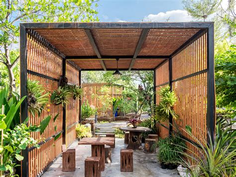 Tropical Garden Design Ideas To Inspire Your Outdoor Space - realestate ...