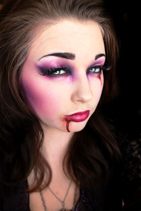 √ How to make yourself look like a vampire for halloween | ann's blog