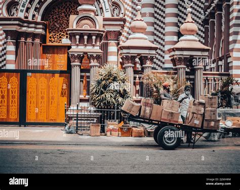 Street photography, Colombo, Pettah, Street photography pettah, travel photography, Sri lanka ...