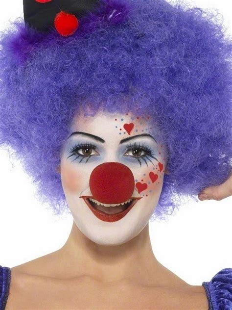 Clown makeup ideas for Halloween and tips for the costume