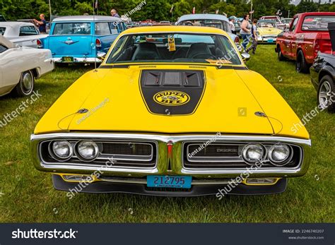 24 Dodge Charger Super Bee Images, Stock Photos & Vectors | Shutterstock